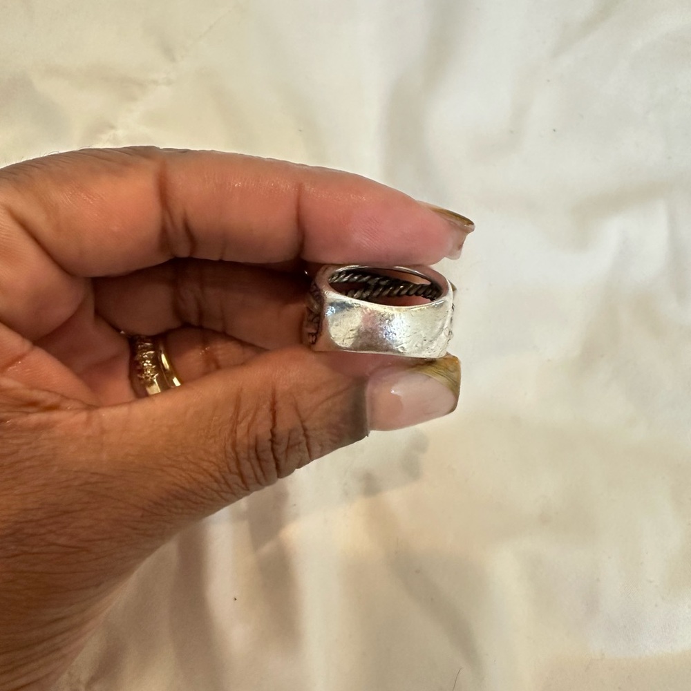 David Yurman Crossover Ring - Picture 8 of 11